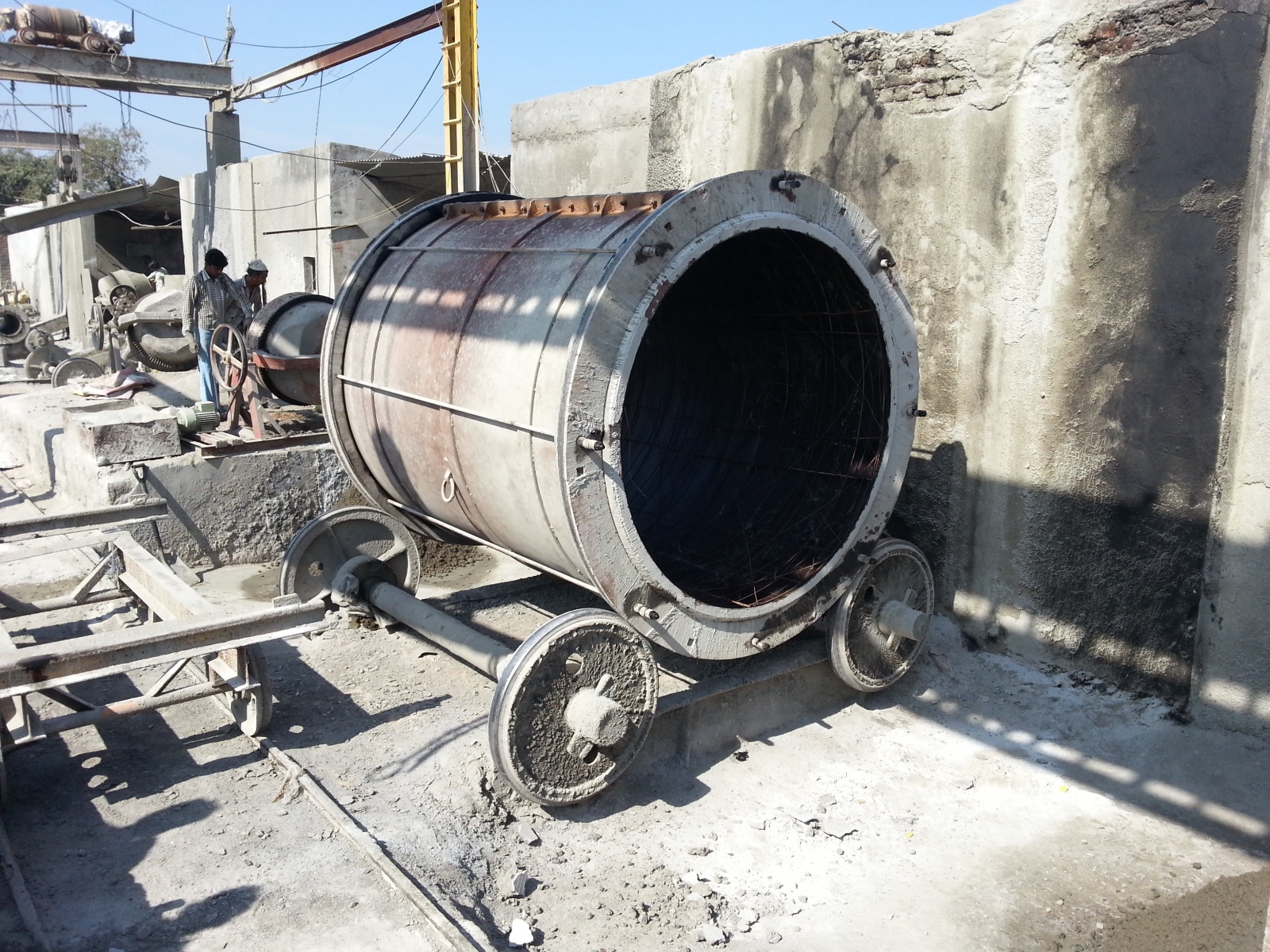 BM-Engineering-Horizontal-concrete-pipe-machine-9